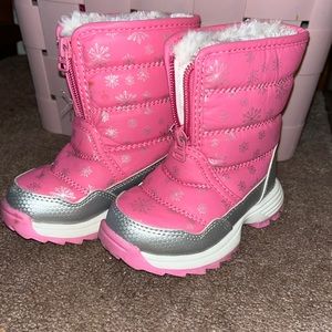 Wonder Nation Snow Boots- size 6